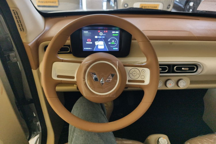 五菱汽车 宏光MINIEV 2024款 第三代 215km 青春版中控内饰13