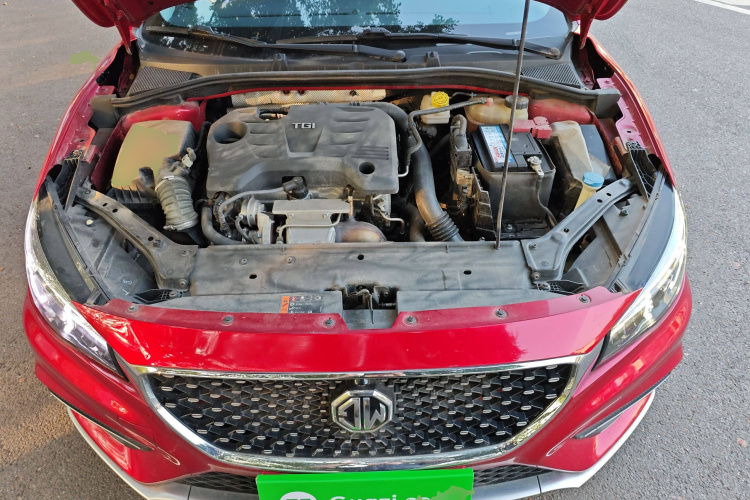 名爵 MG6 2019款 20T 自动运动版机舱底盘24