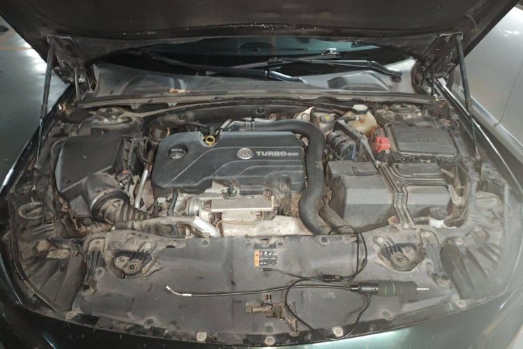 别克 君威 2017款 20T 精英型局部细节24