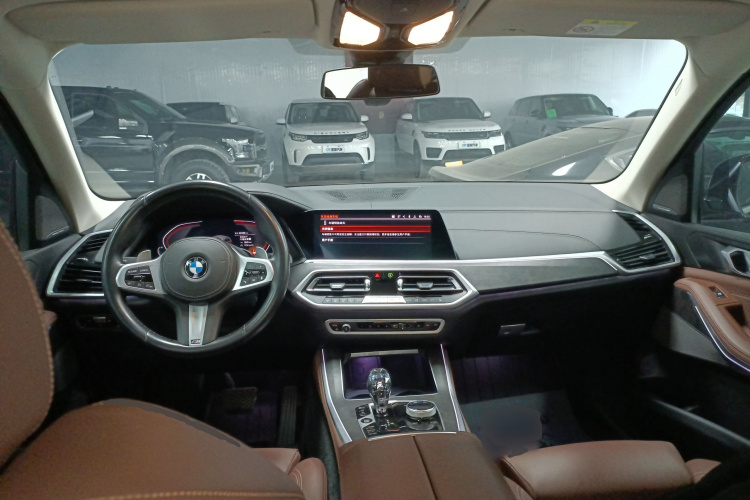 宝马X5(进口) 2022款 xDrive40i M运动套装中控内饰12
