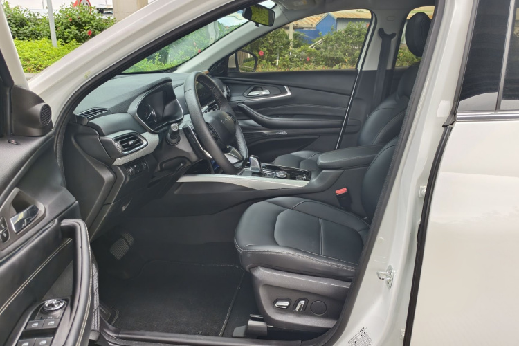 星途TX 2019款 1.6T 四驱铂金版中控内饰7003