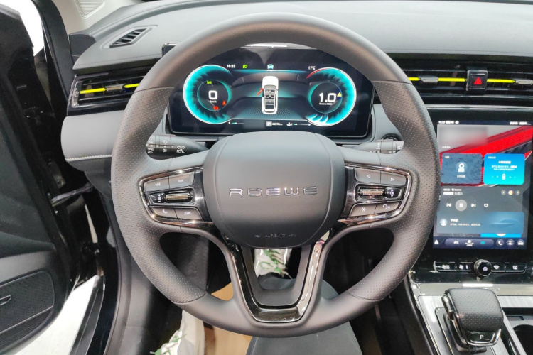 荣威RX5 2021款 PLUS 330TGI 自动国潮智享版中控内饰13