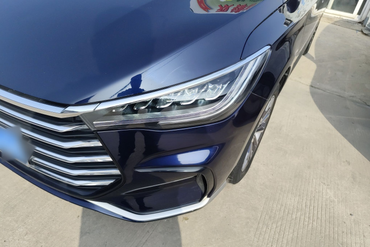 比亚迪 宋MAX 2021款 升级版 1.5T 自动豪华型 7座局部细节36