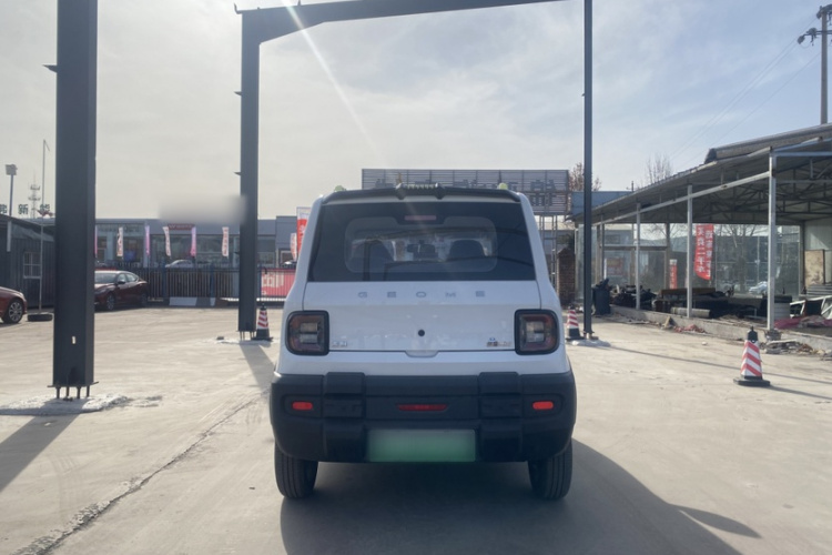 吉利银河 2024款 200km 熊猫骑士车身外观6007