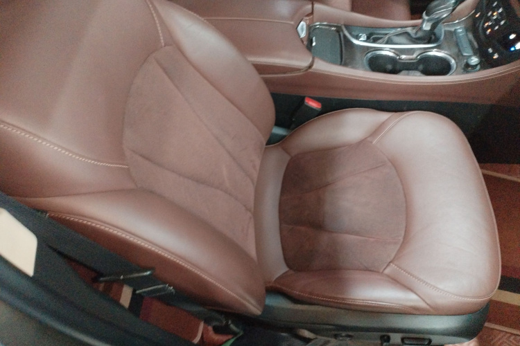 别克 昂科威 2017款 20T 两驱豪华型局部细节41