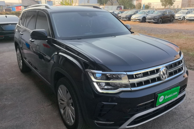 大众 途昂 2022款 530 V6 四驱尊崇旗舰版车身外观3