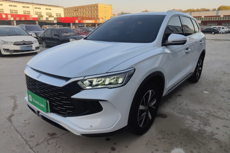 比亚迪 宋Pro新能源 2024款 荣耀版 DM-i 71KM领航型车身外观1