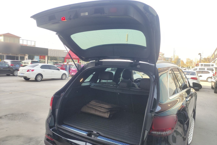 奔驰GLC 2022款 改款 GLC 300 L 4MATIC 动感型臻藏版局部细节23