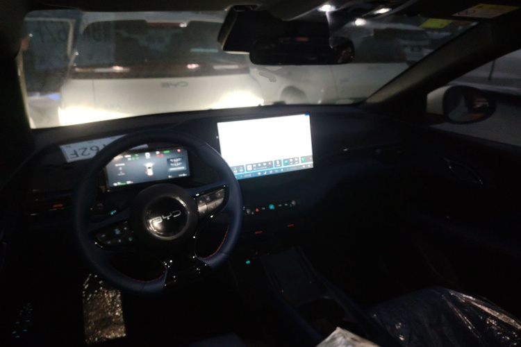 比亚迪 海鸥 2025款 305km 活力版中控内饰12