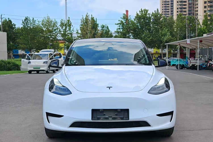 特斯拉 Model Y 2024款 后轮驱动版车身外观6002