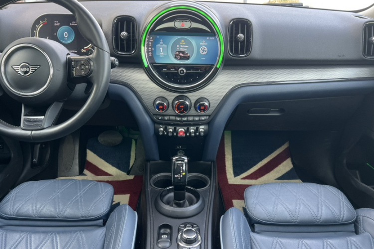 MINI Countryman 2022款 2.0T COOPER S ALL4局部细节16