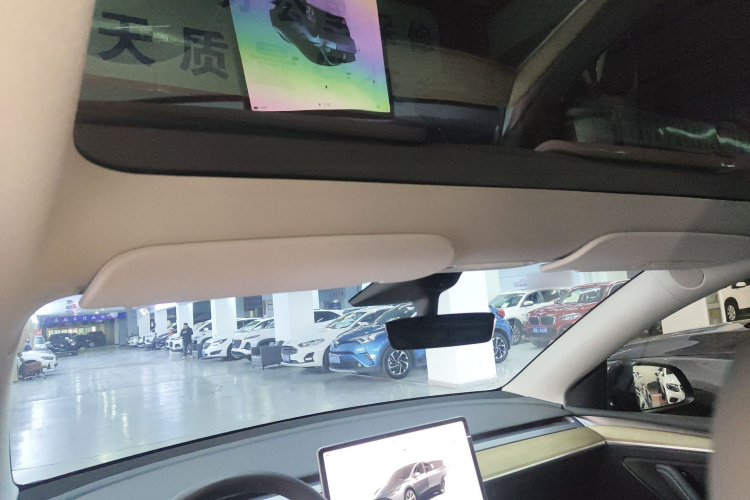 特斯拉 Model Y 2022款 改款 后轮驱动版局部细节22