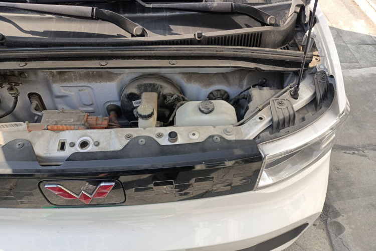 五菱汽车 宏光MINIEV 2022款 轻松款 磷酸铁锂局部细节9007