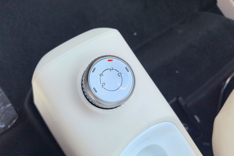 五菱汽车 宏光MINIEV 2024款 第三代 215km 青春版局部细节18