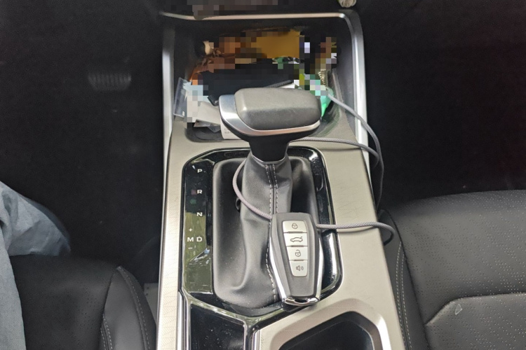 吉利汽车 帝豪 2023款 第4代冠军版 1.5L CVT尊贵型局部细节18