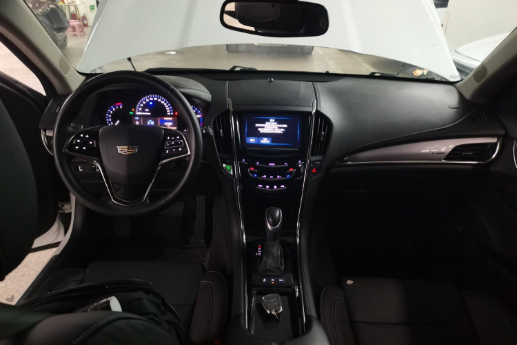 凯迪拉克ATS-L 2016款 28T 时尚型中控内饰12