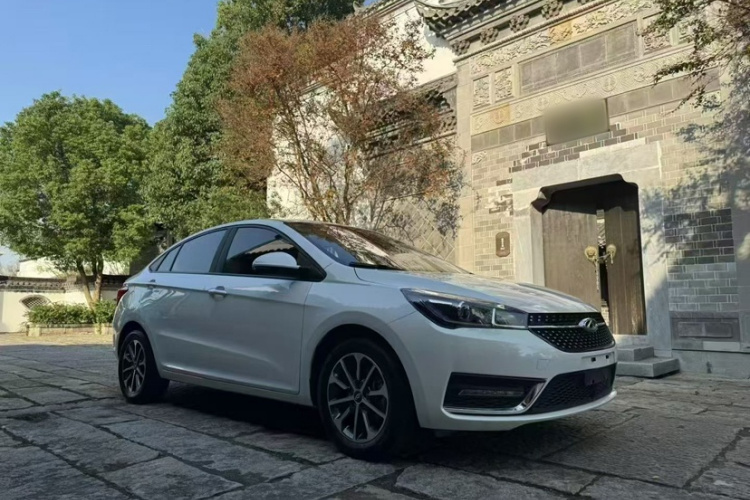 奇瑞 艾瑞泽5 2021款 PRO 1.5L 手动青春版车身外观6005