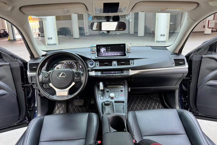 雷克萨斯CT 2020款 CT200h 精英版 单色中控内饰7003