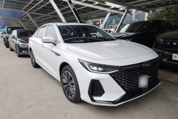 奇瑞 风云A8 2024款 127 驭风版车身外观3