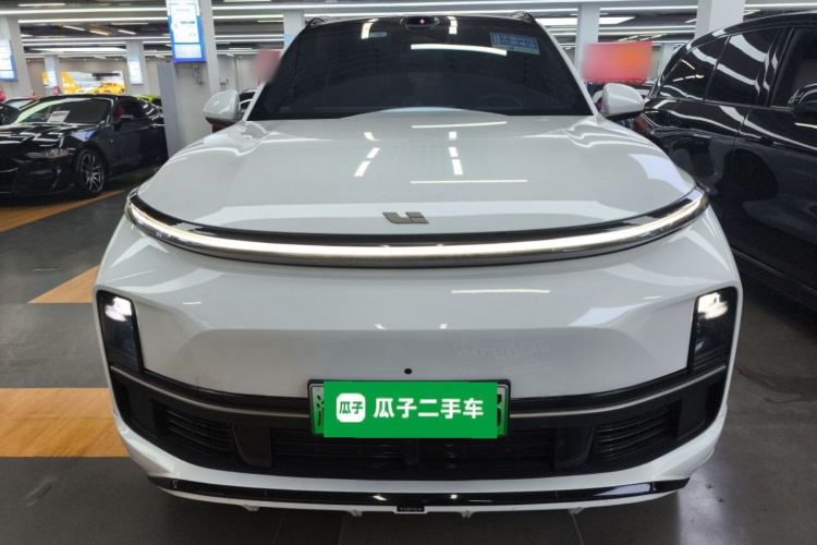 理想汽车 理想L9 2025款 Ultra 智能焕新版车身外观2