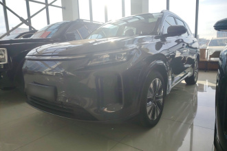 蓝电E5 PLUS 2025款 120km 标准旅行定制版 7座