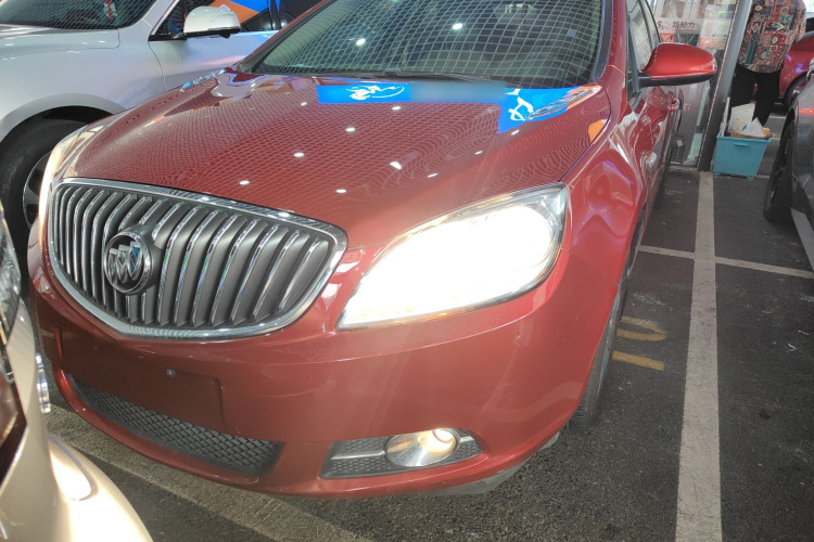 别克 英朗 2013款 GT 1.6L 自动时尚版车身外观2