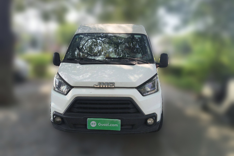 江铃 特顺 2019款 2.8T商运型长轴中顶7座后单胎国VI JX493车身外观6001