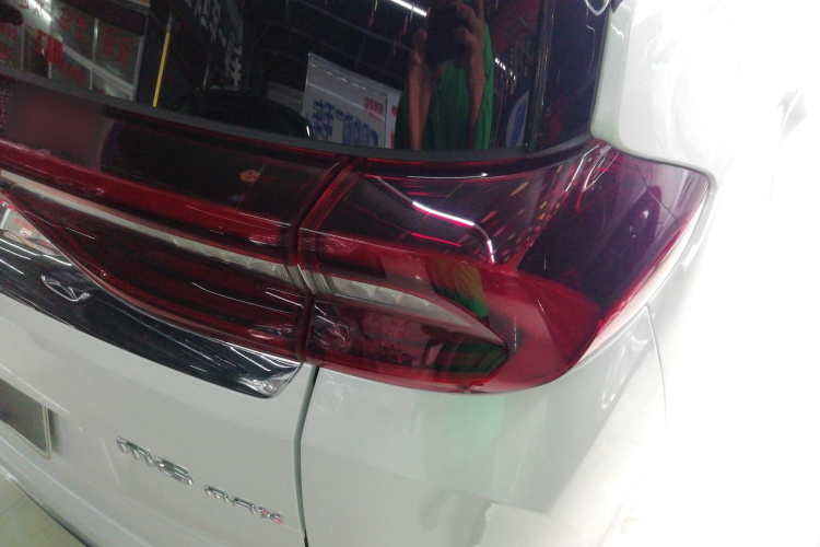 广汽传祺 传祺M6 2024款 MAX 270T WDCT 尊荣版车身外观9