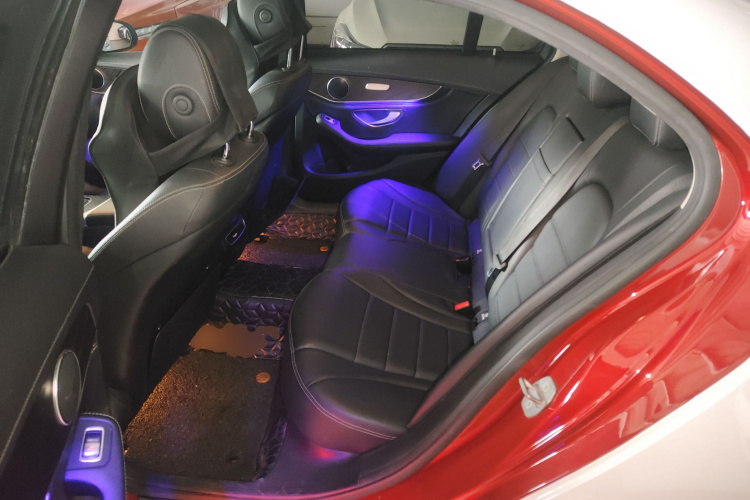 奔驰C级 2020款 C 200 L 时尚型运动版中控内饰7004