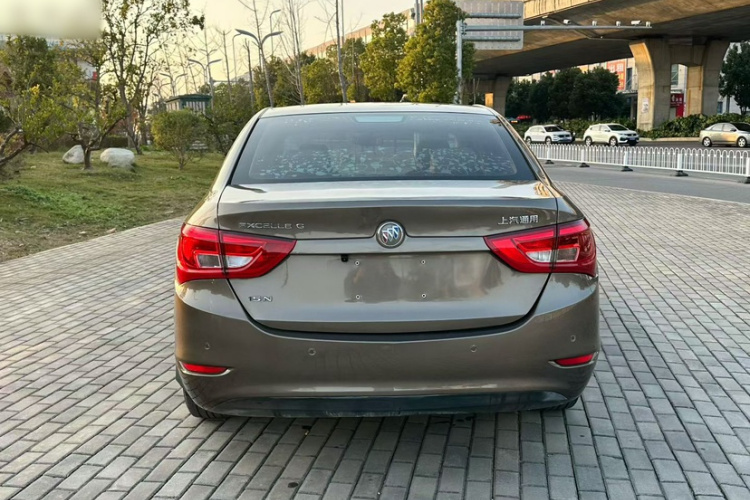 别克 英朗 2016款 15N 自动精英型车身外观6001