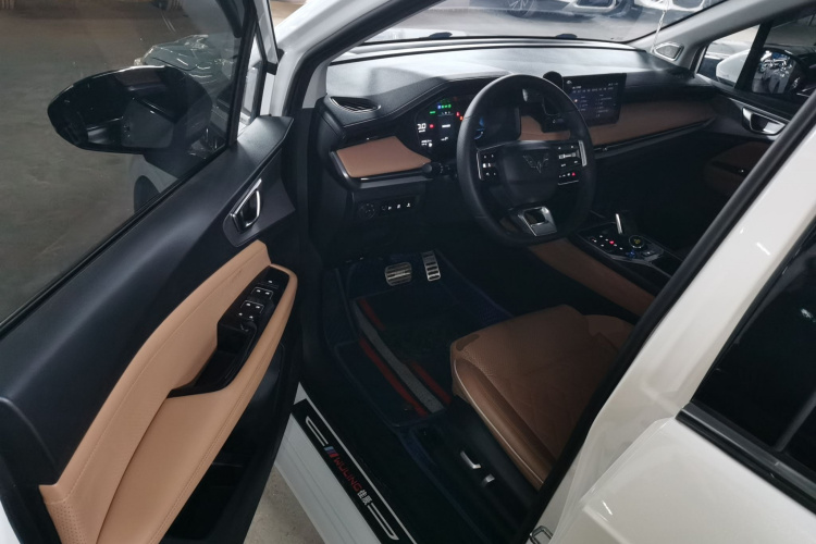 五菱汽车 五菱佳辰 2023款 2.0L DHT旗舰型中控内饰7003