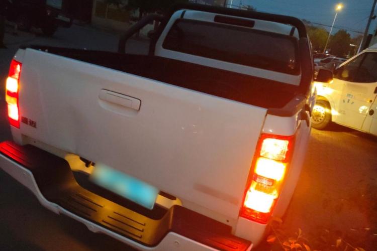 五十铃 瑞迈 2022款 2.8T经典柴油四驱舒适型标轴版JE493ZLQ6E车身外观6005