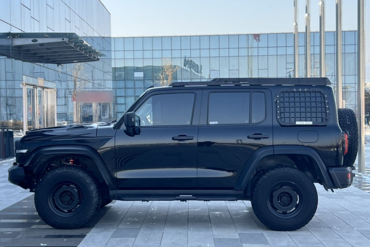 坦克300 2023款 2.0T 铁骑02车身外观6011