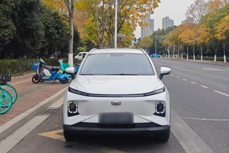 吉利几何E萤火虫 2024款 401km 萤光车身外观6001