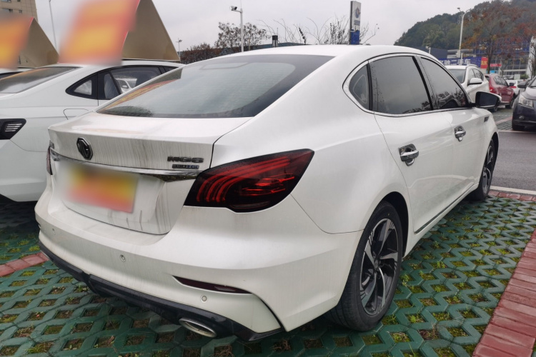 名爵 MG6 2020款 1.5T 自动领潮豪华版车身外观7