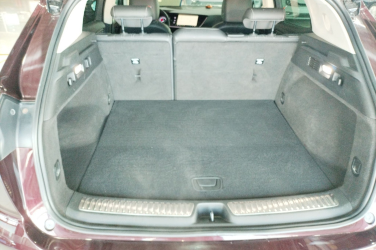 别克 2020款 昂科威S 652T 四驱Avenir艾维亚机舱底盘23