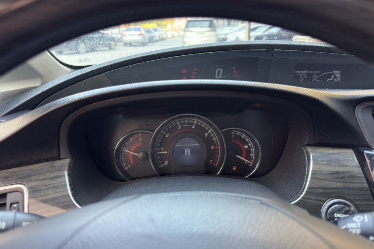 长城C50 2014款 升级版 1.5T 手动时尚型中控内饰7009