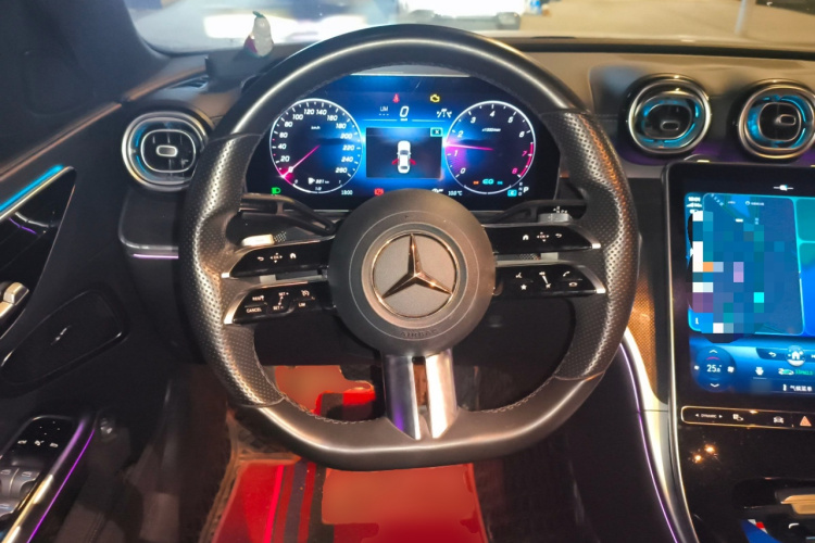 奔驰C级 2022款 C 260 L 运动版中控内饰13