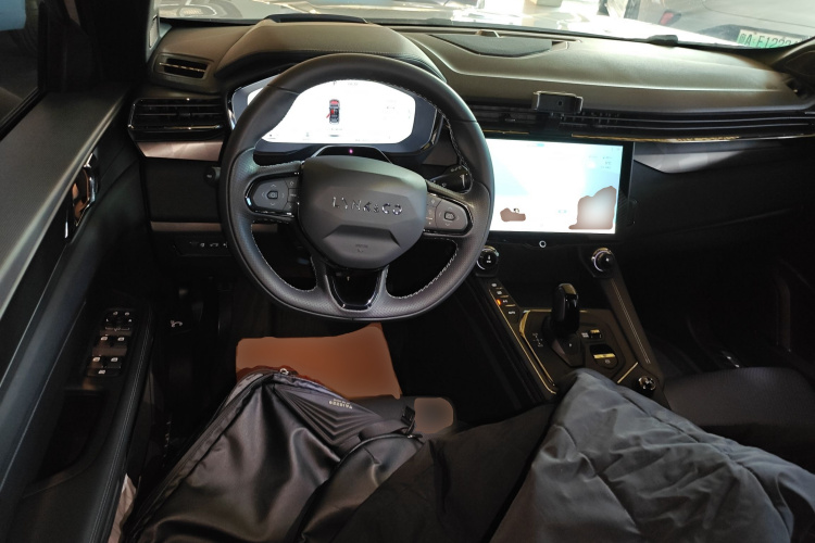 领克01 EM-P 2023款 1.5TD EM-P 晨曦版中控内饰13