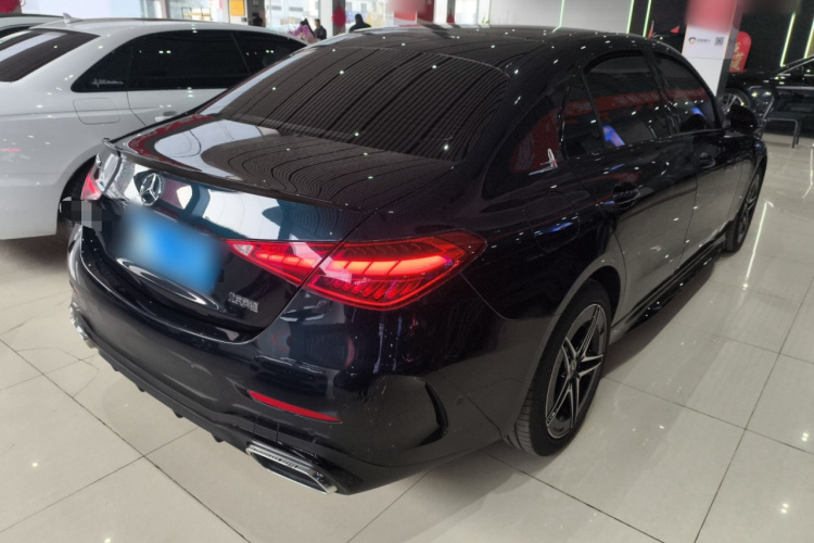 奔驰C级 2024款 改款 C 260 L 皓夜运动版车身外观7