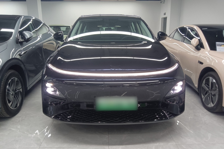 小鹏G6 2025款 625 长续航 Max 科技版车身外观2