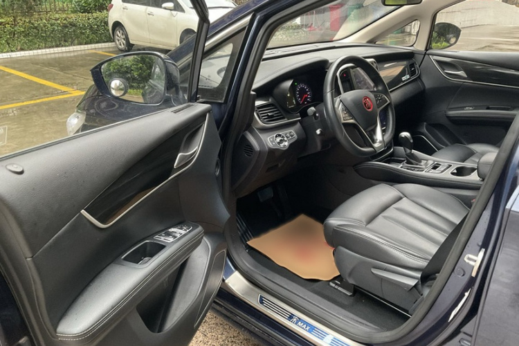 比亚迪 宋MAX 2017款 1.5T 自动智联精英型 7座中控内饰7004