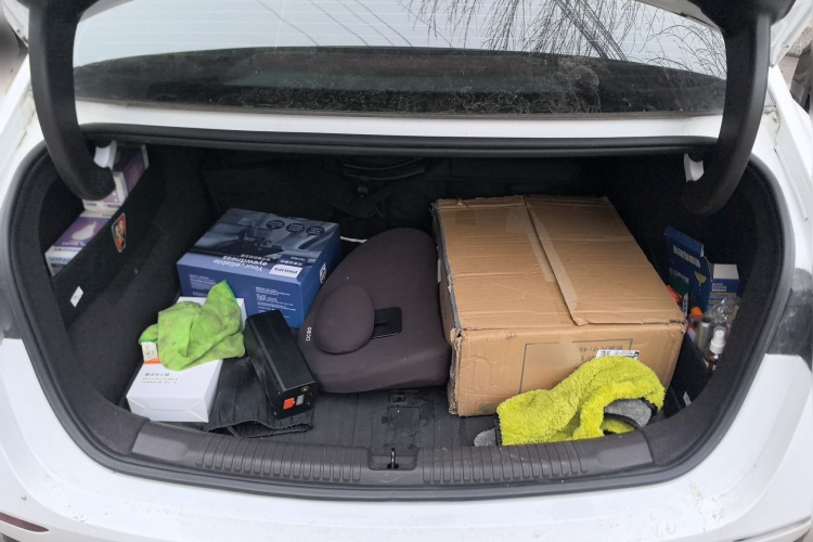 荣威D7 2023款 DMH 125km 旗舰版中控内饰23