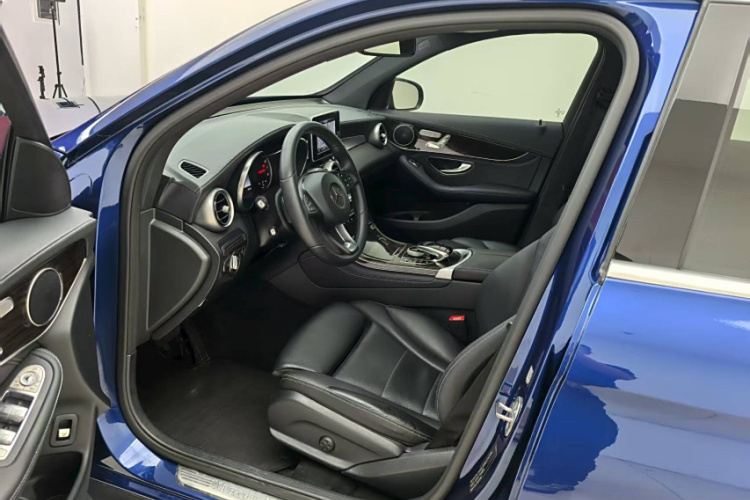 奔驰GLC 2018款 GLC 260 4MATIC 动感型局部细节19