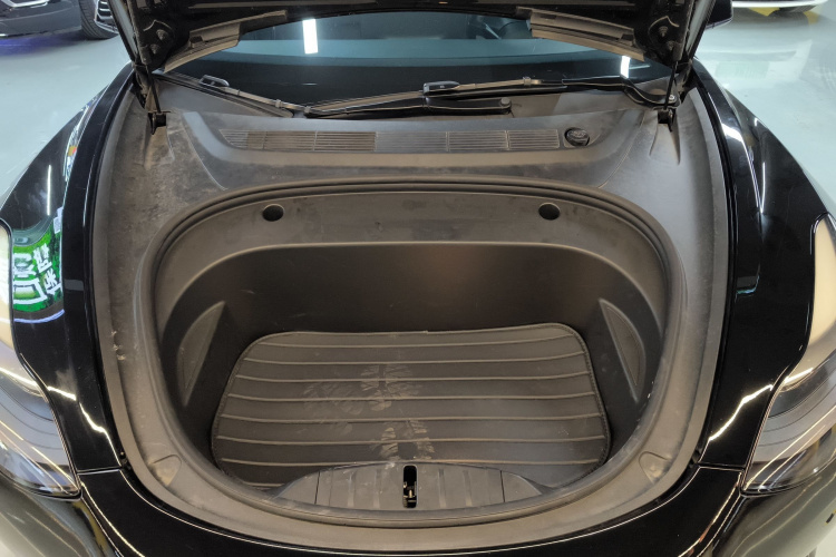 特斯拉 Model 3 2021款 标准续航后驱升级版局部细节24