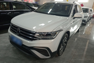 大众 途观L 2023款 330TSI 自动两驱舒享版