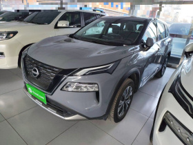 日产 奇骏 2023款 e-POWER 超混双电机四驱豪华版