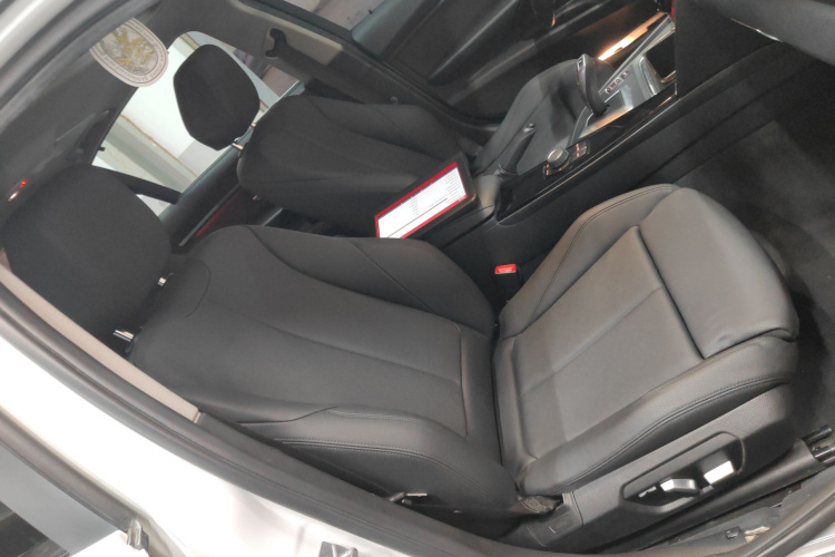 宝马3系 2018款 320Li 时尚型局部细节41