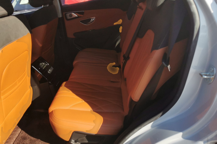 捷途山海L7 2024款 1.5T 120km ULTRA 7座中控内饰21