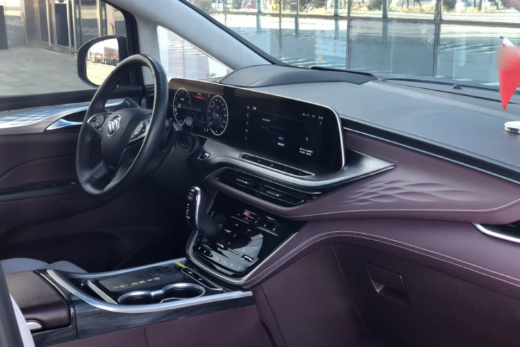 别克GL8 2023款 Avenir艾维亚 六座贤礼版中控内饰7002